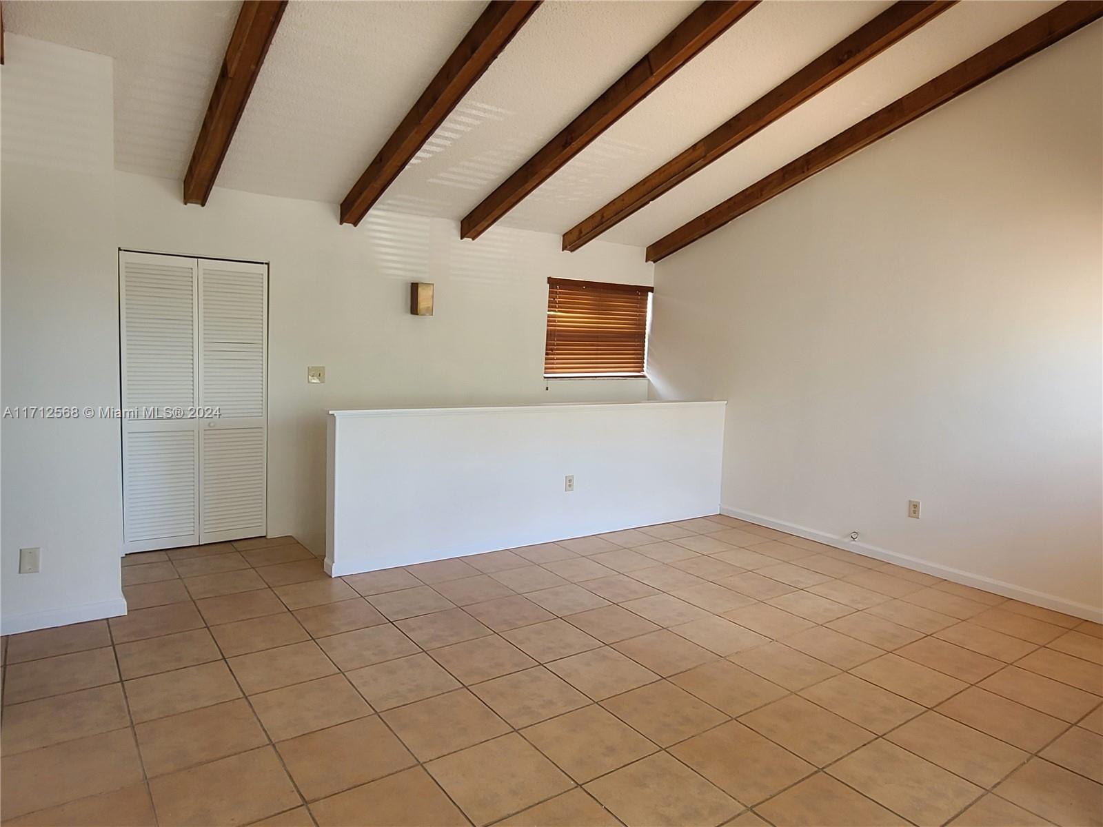 INDIAN LK VILLAGE PHASE 1 - Residential Lease