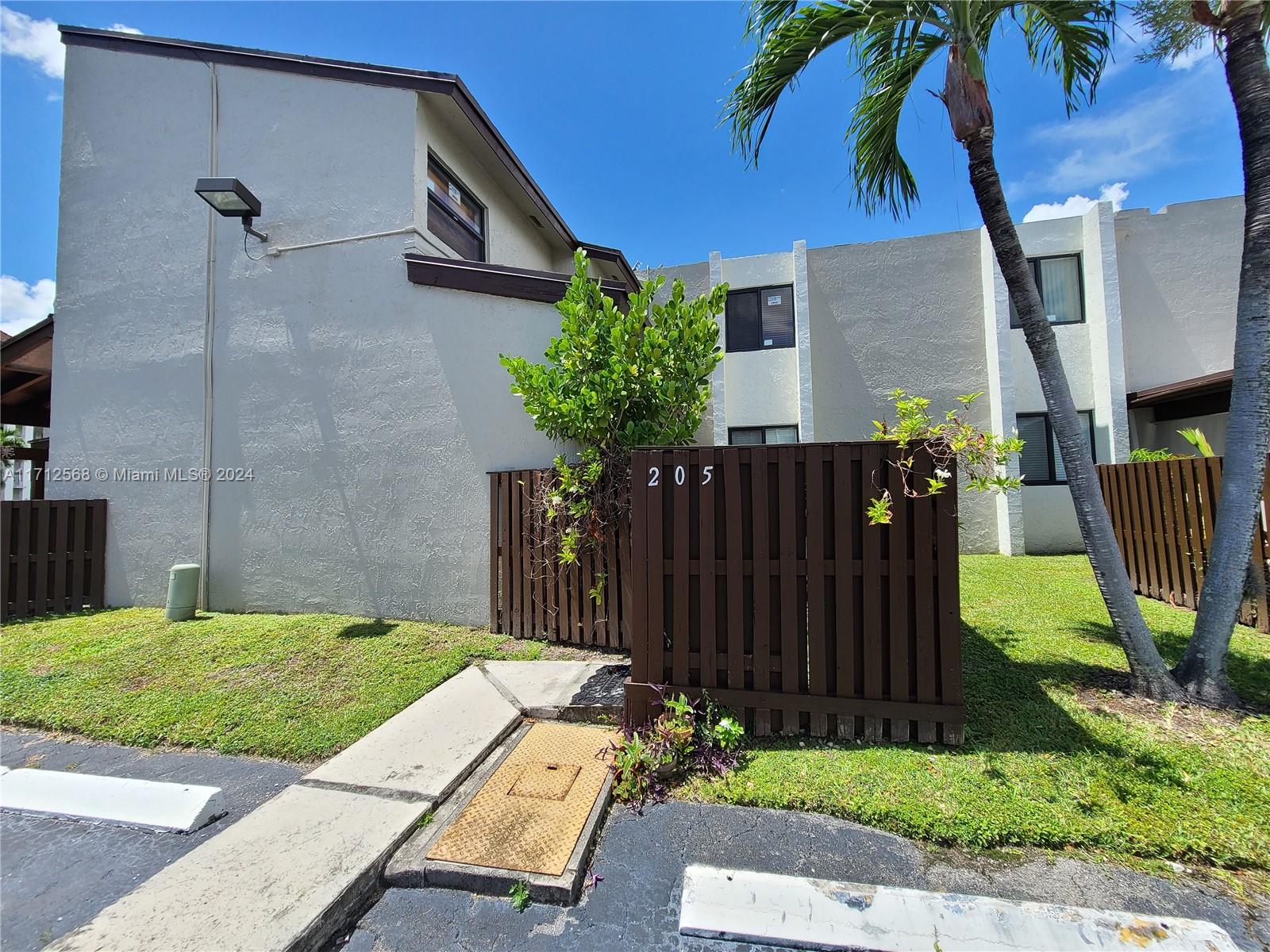 INDIAN LK VILLAGE PHASE 1 - Residential Lease
