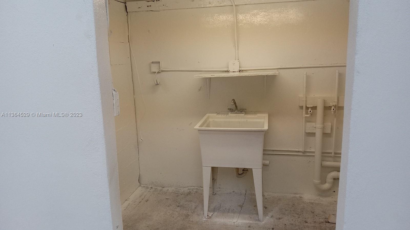 PRINCESS PARK - Residential Lease