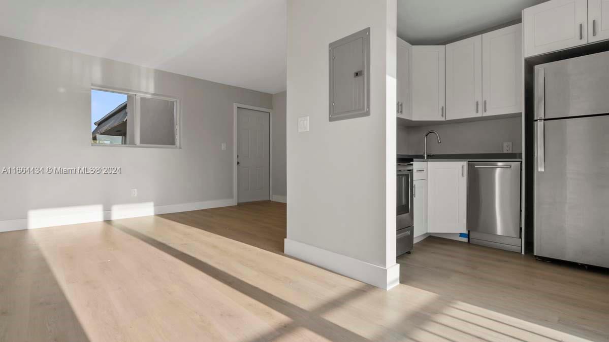 CAUSEWAY BAYFRONTS - Residential Lease