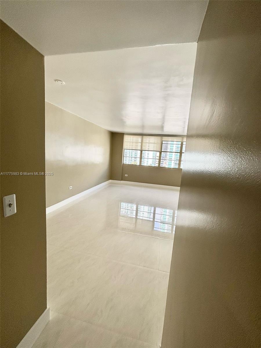 FOUR AMBASSADORS CONDO PH - Residential Lease