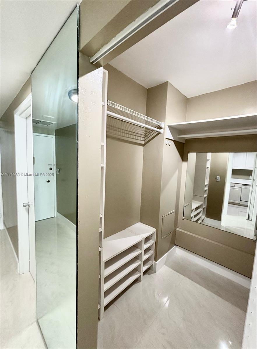 FOUR AMBASSADORS CONDO PH - Residential Lease