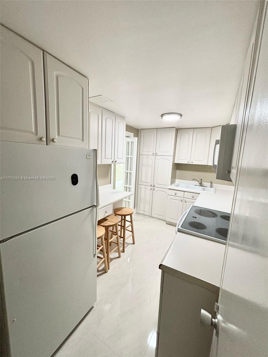 FOUR AMBASSADORS CONDO PH - Residential Lease