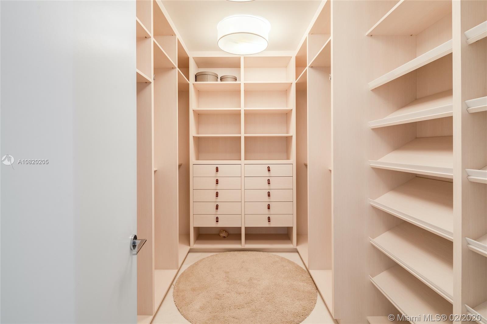 OCEANA BAL HARBOUR CONDO - Residential