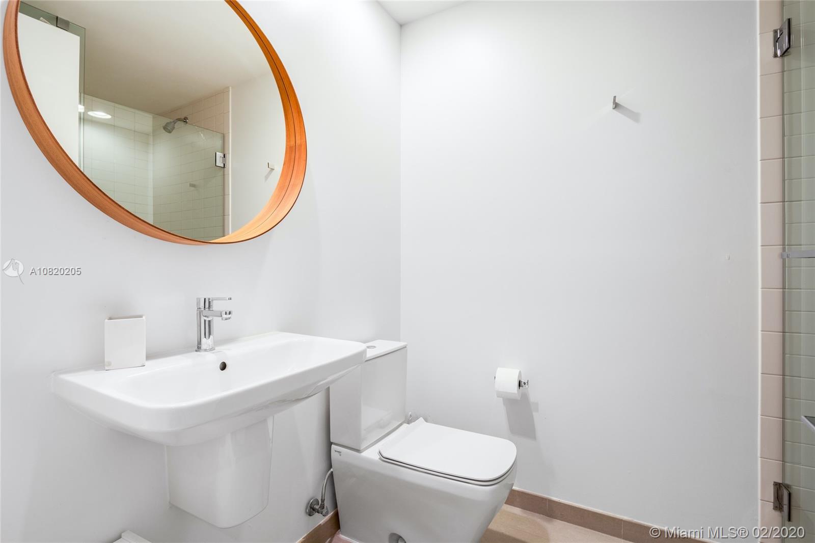 OCEANA BAL HARBOUR CONDO - Residential