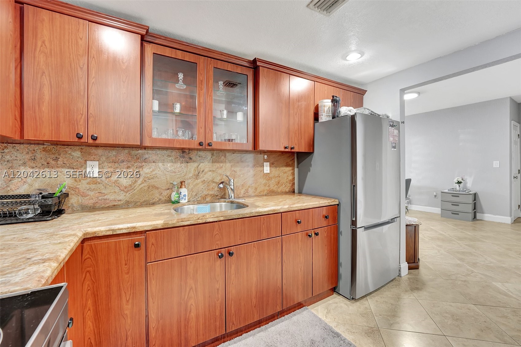 HEMISPHERES CONDO - Residential