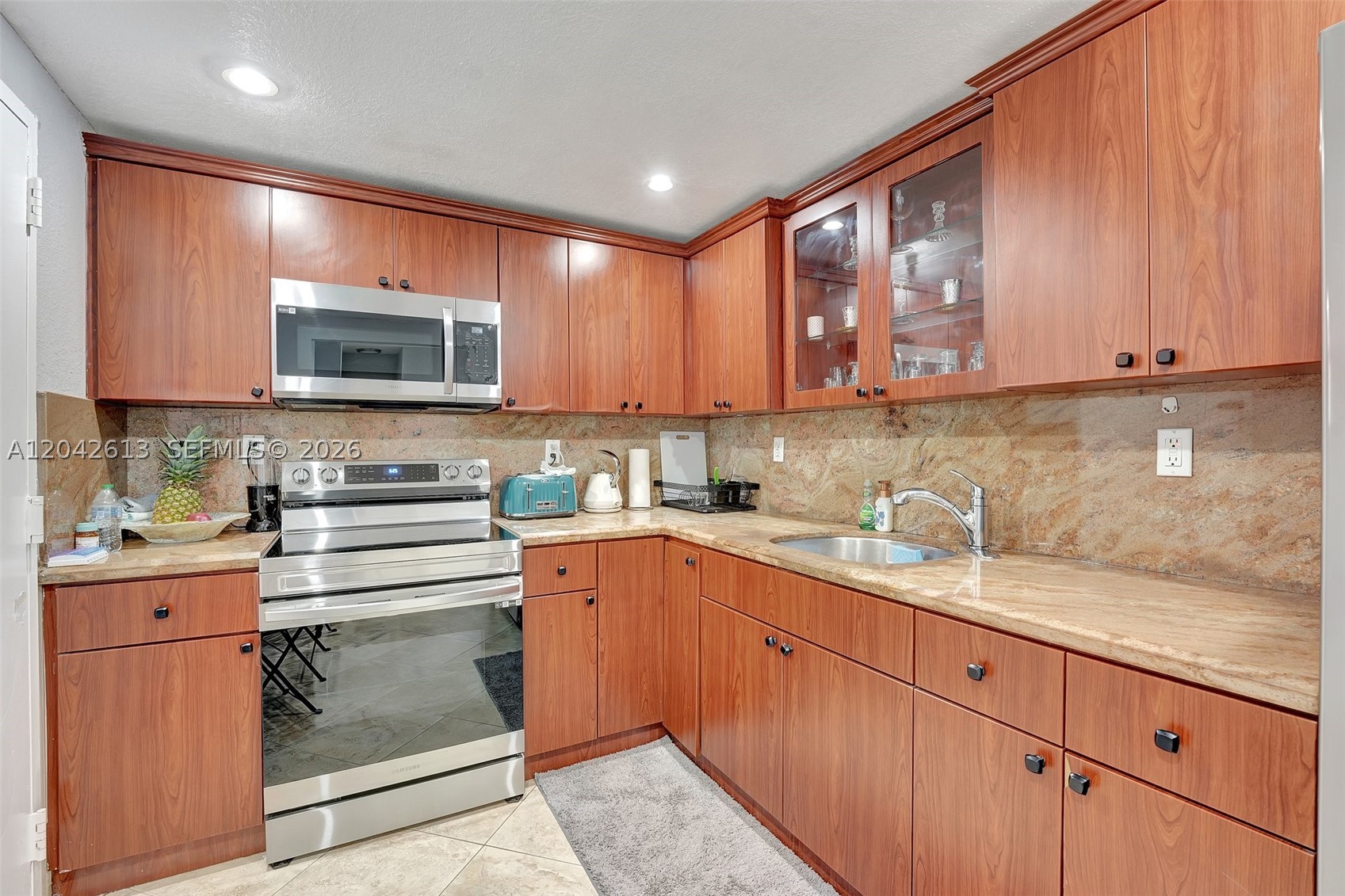 HEMISPHERES CONDO - Residential