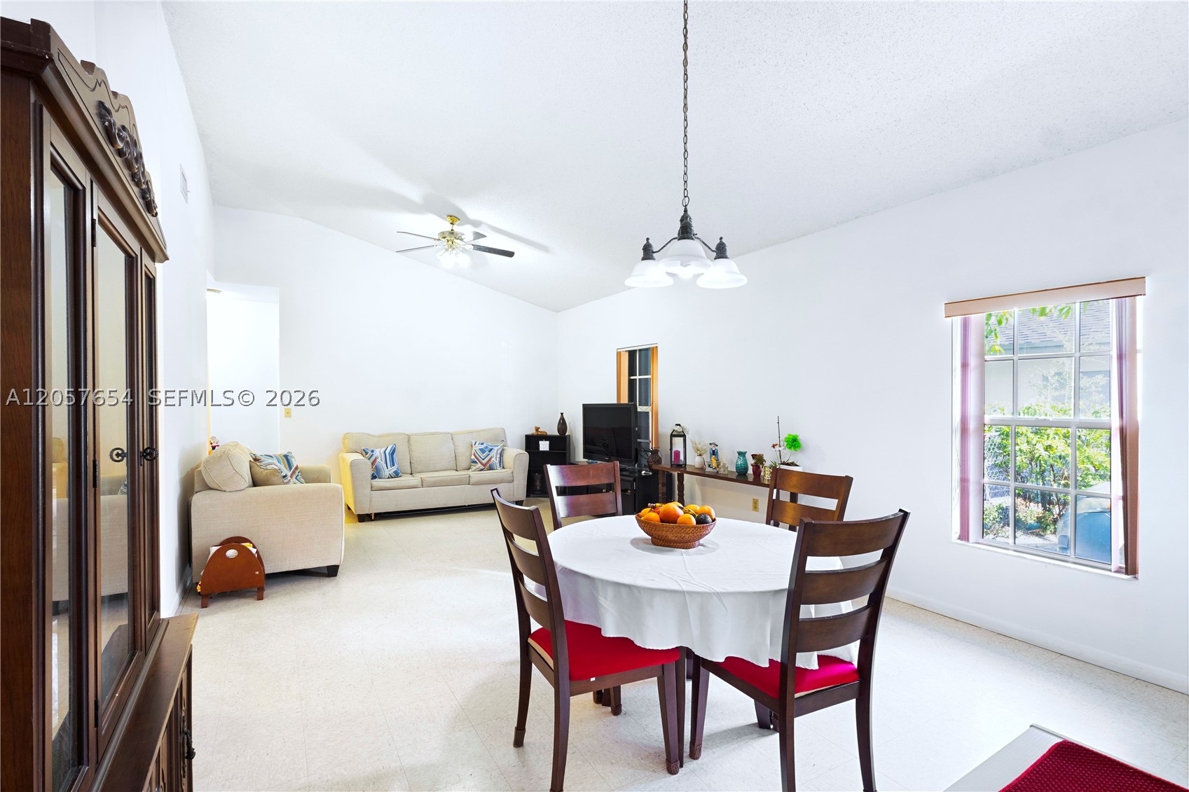 JORDAN COMMONS - Residential