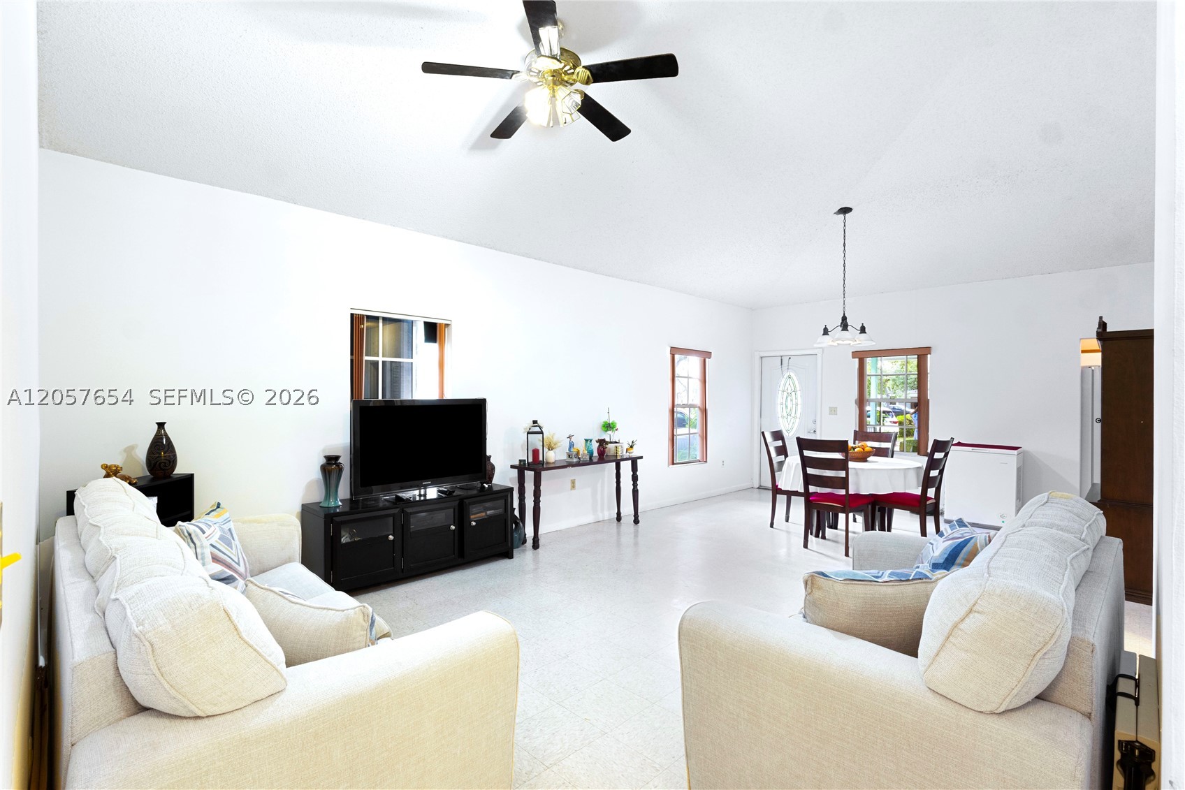 JORDAN COMMONS - Residential
