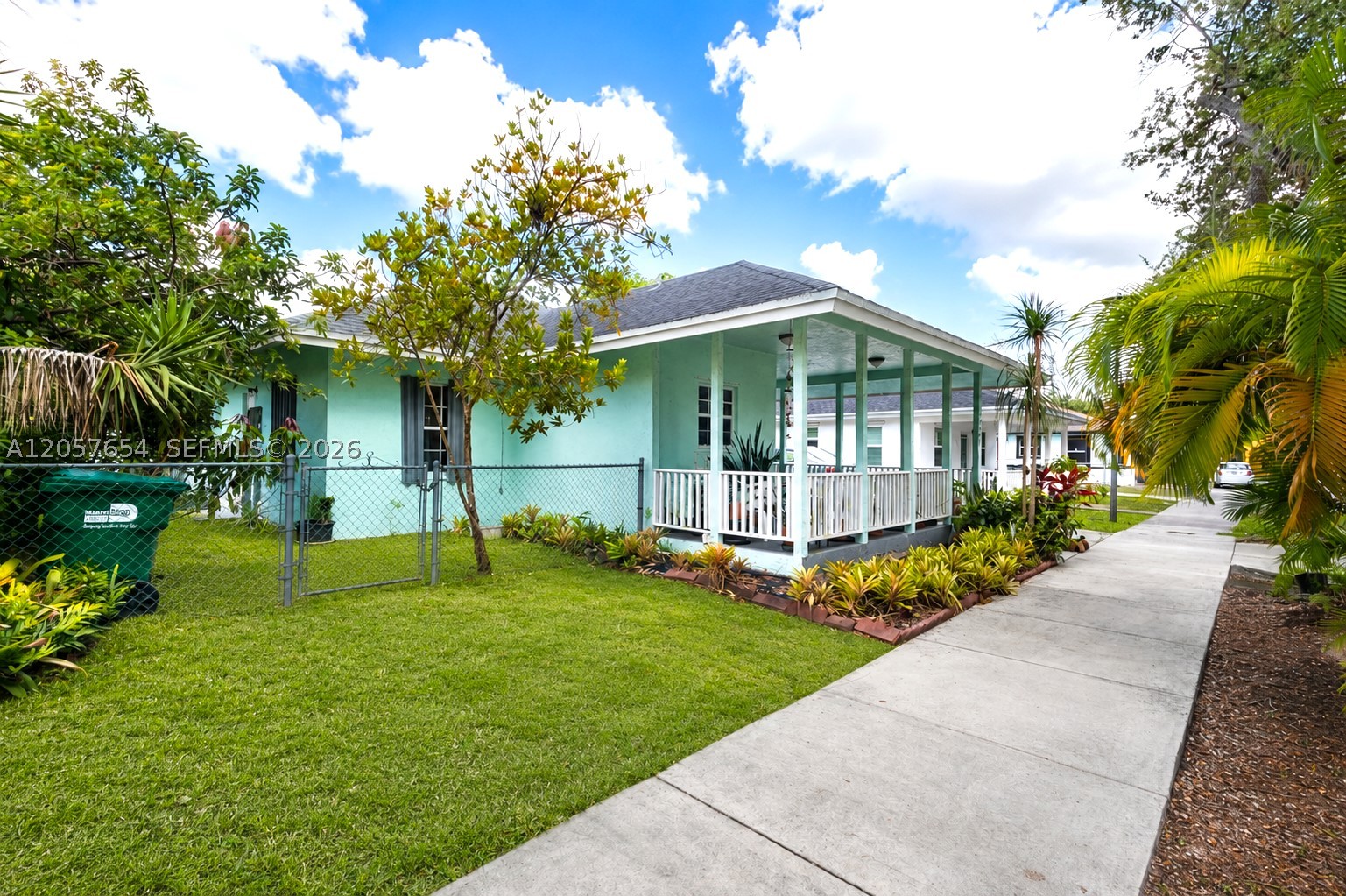 JORDAN COMMONS - Residential