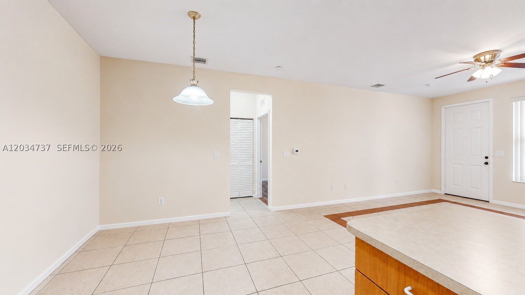 ROSEMONT CONDO - Residential