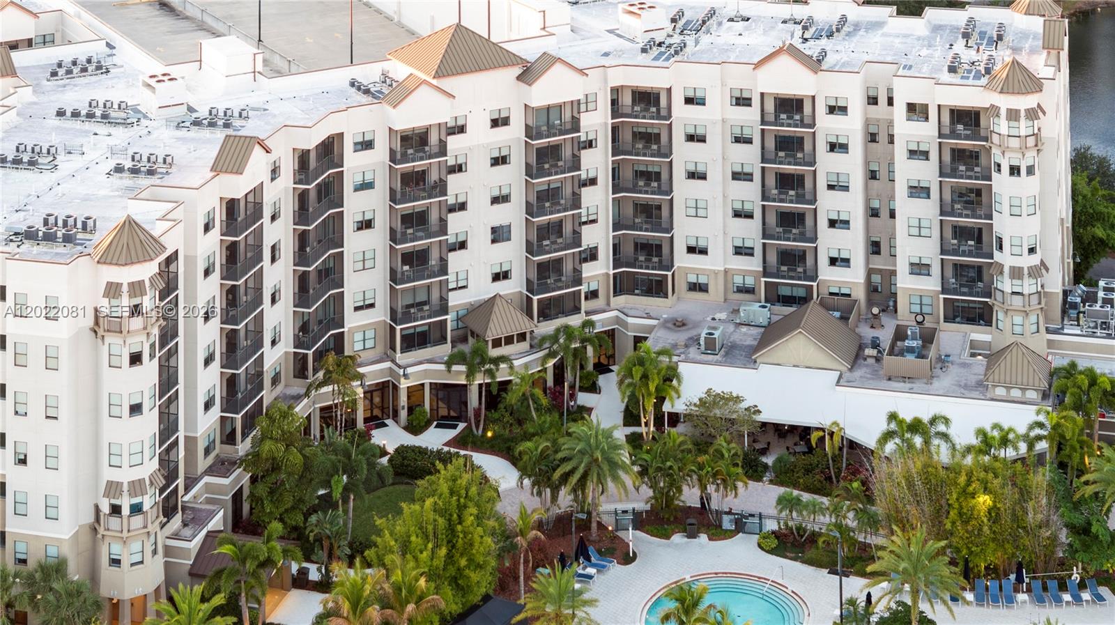 GROVE RESORT AND SPA HOTEL - Residential
