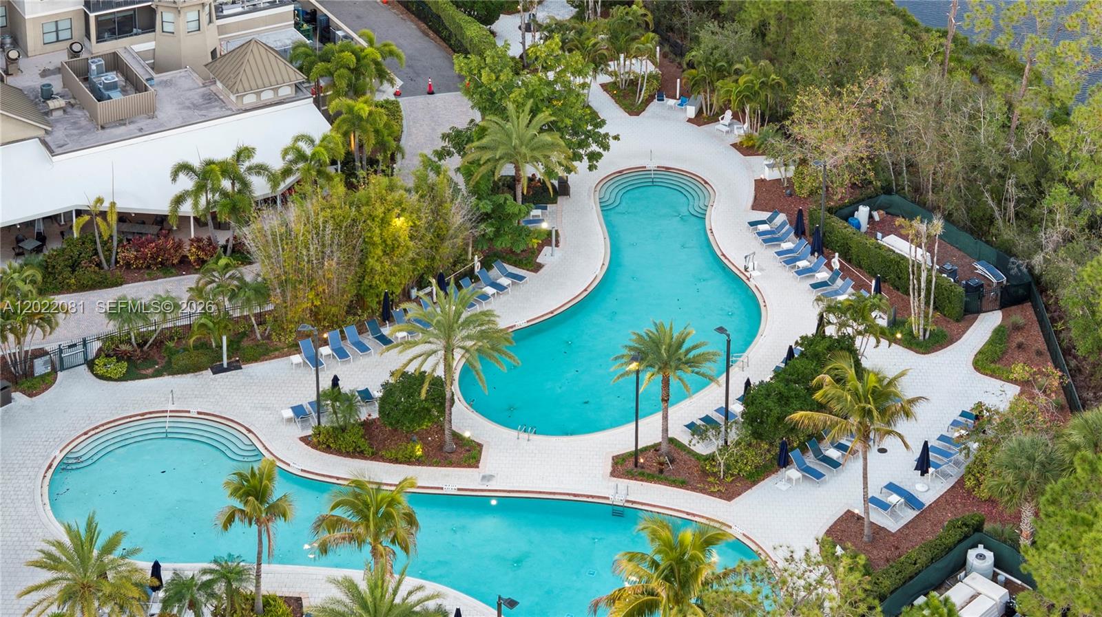 GROVE RESORT AND SPA HOTEL - Residential