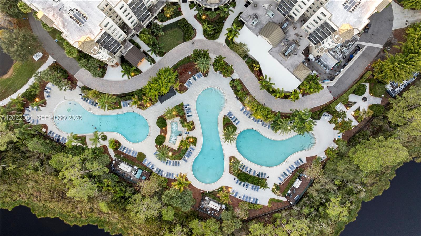 GROVE RESORT AND SPA HOTEL - Residential