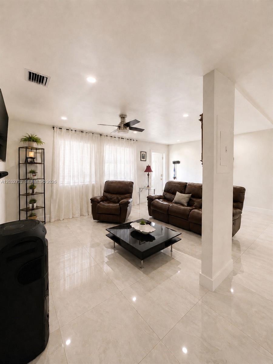 DOUGLAS PARK - Residential