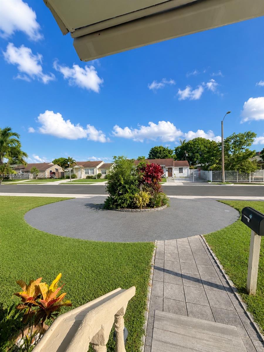 DOUGLAS PARK - Residential