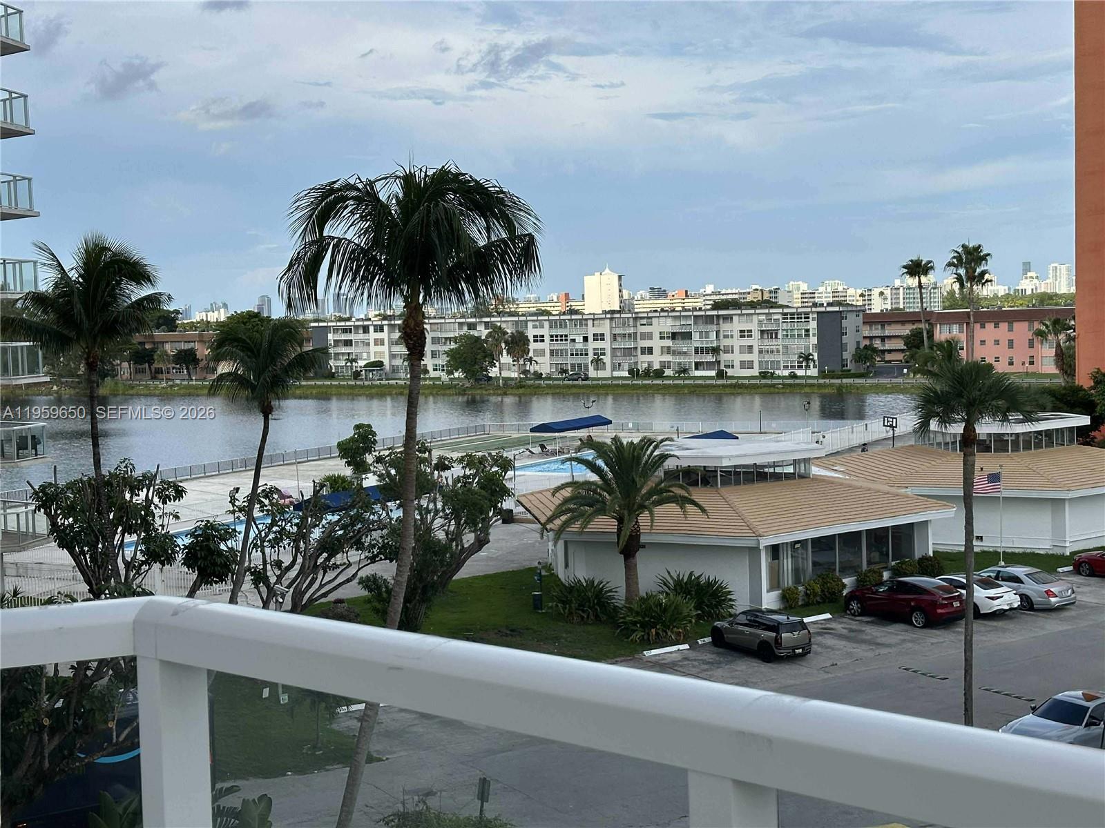 AMAZING AND COMPLETELY UPGRATED UNIT!!! This spacious 2 bedroom and 2 bathrooms unit is available now for sale. Great location walking distance to Publix, La Fitness, Dunkin Donuts ,Denny's and TJ Maxx . This unit features nicely updated bathrooms, an open kitchen with stainless steel appliances. The building features 2 pools, exercise room, convenient store , key fob entry and intercom system, laundry facilities on each floor and assigned parking.