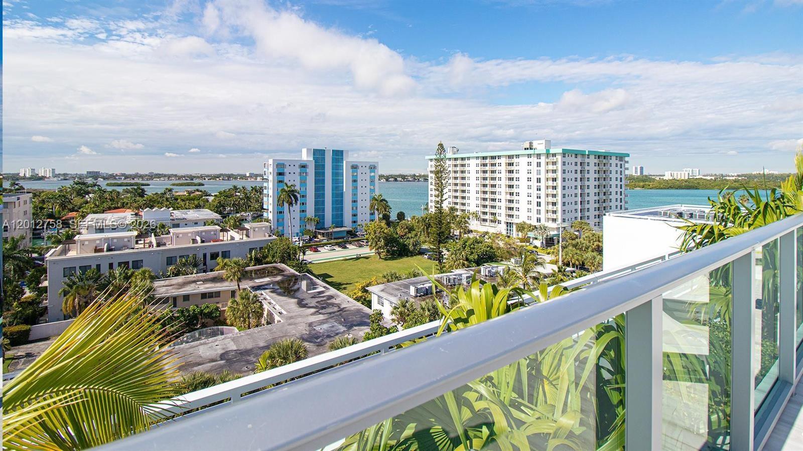 THE PALMS - Residential