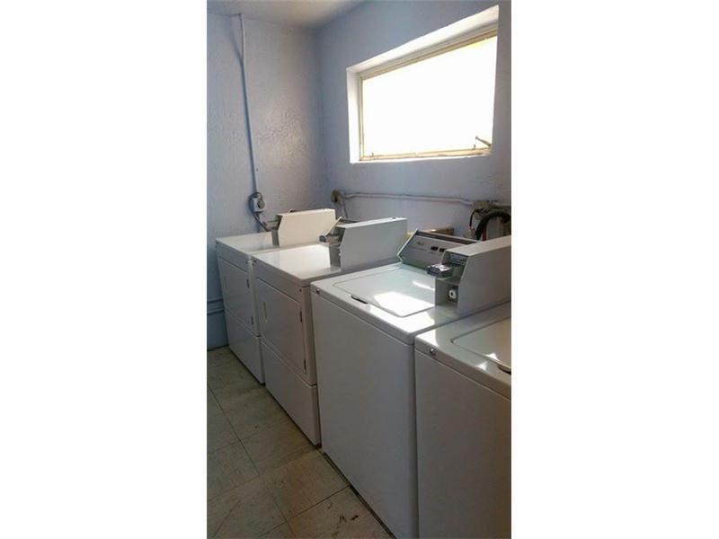 CITY VIEW BY THE GROVE CO - Residential Lease