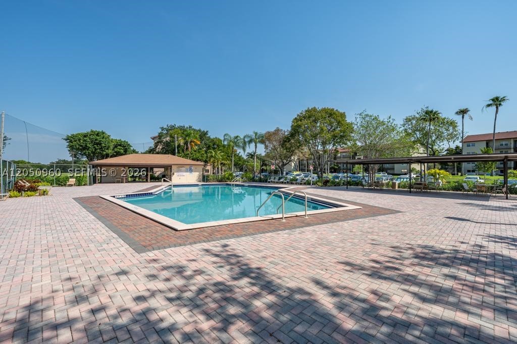 CAMBRIDGE AT CENTURY VILL - Residential
