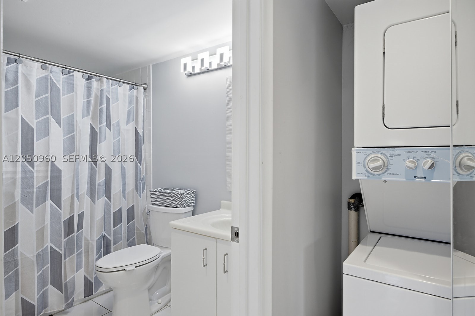 CAMBRIDGE AT CENTURY VILL - Residential