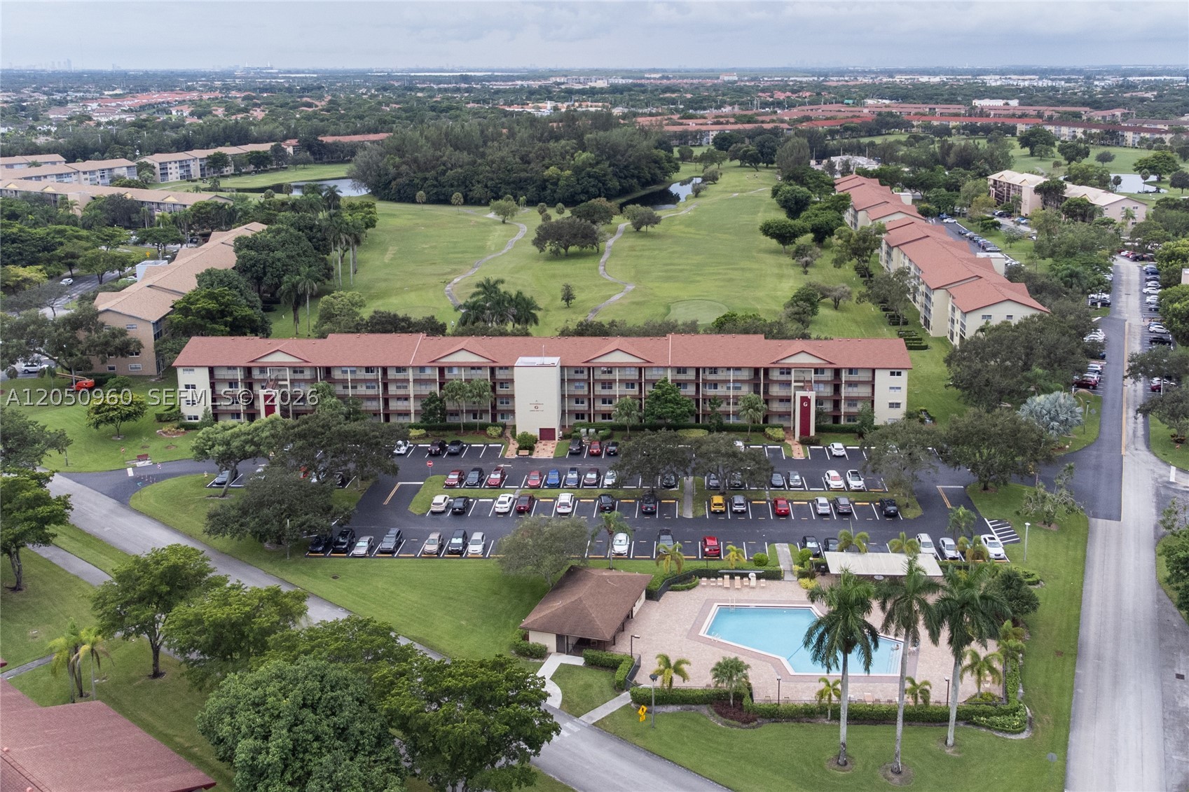 CAMBRIDGE AT CENTURY VILL - Residential