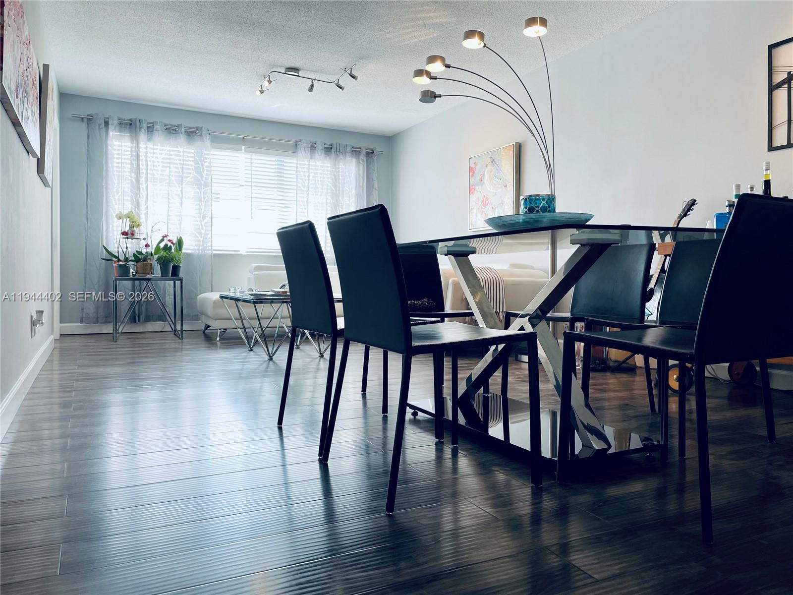 SHERIDAN LAKES CONDO APTS - Residential