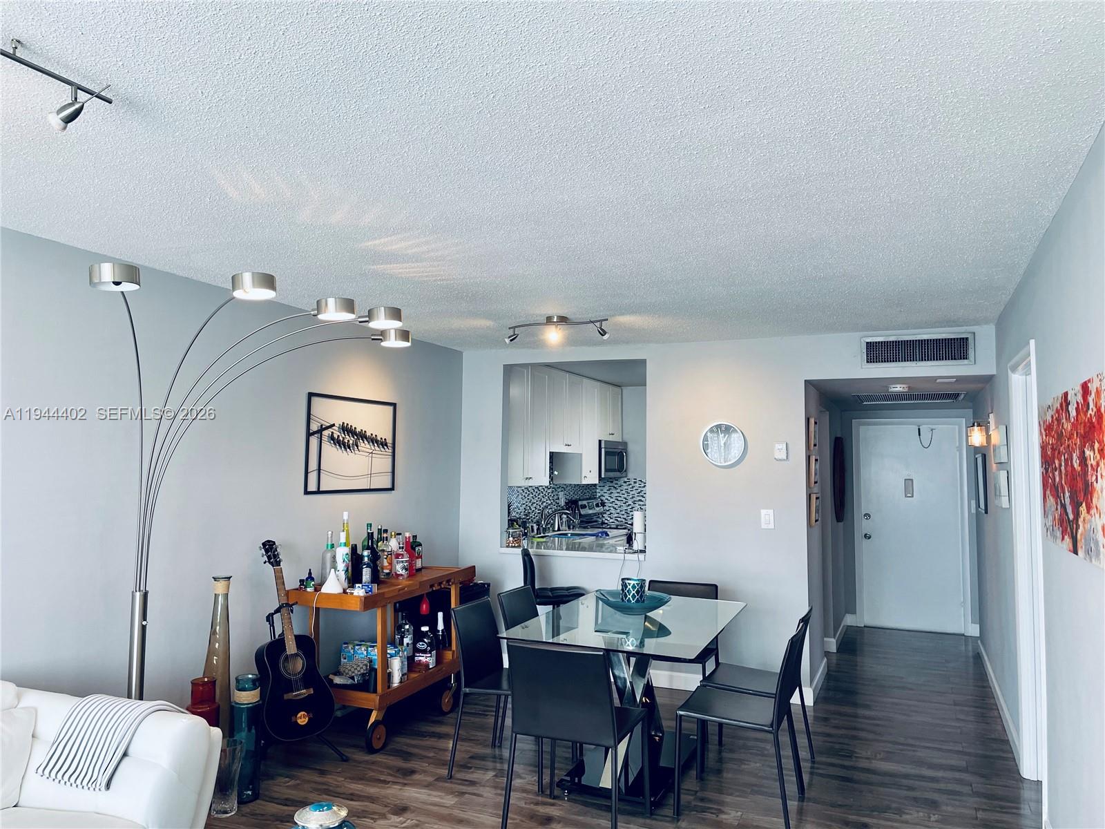 SHERIDAN LAKES CONDO APTS - Residential