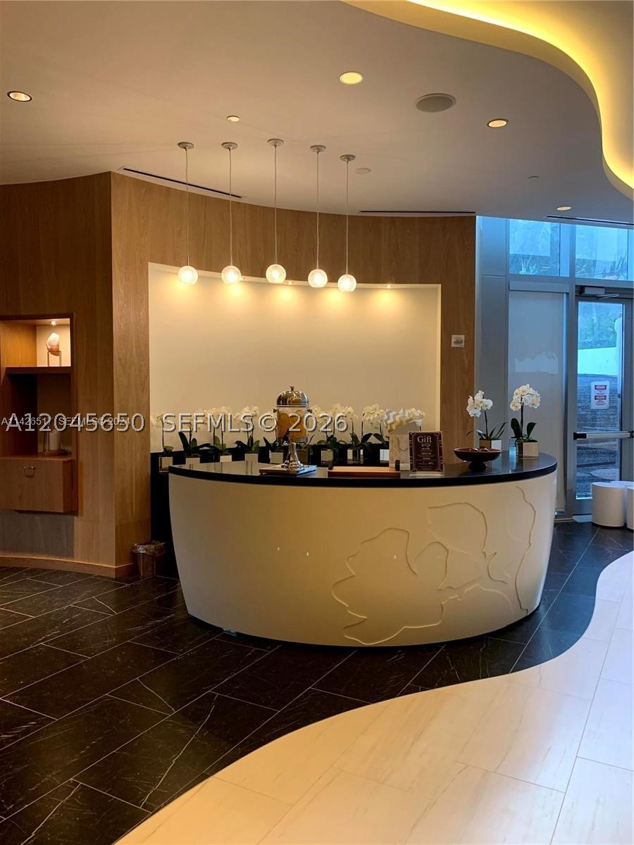 PARAMOUNT MIAMI WORLDCENT - Residential