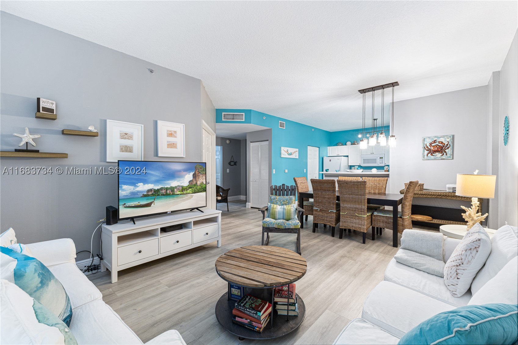TOWER CONDO AT CITYPLACE - Residential