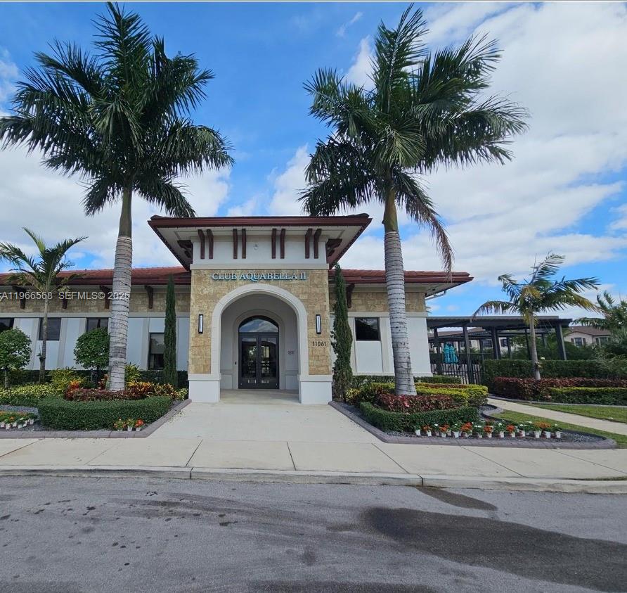 AQUABELLA NORTH REPLAT - Residential