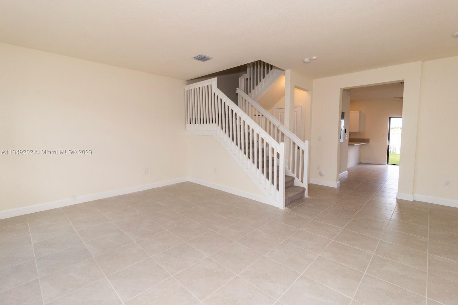 AQUABELLA NORTH - Residential