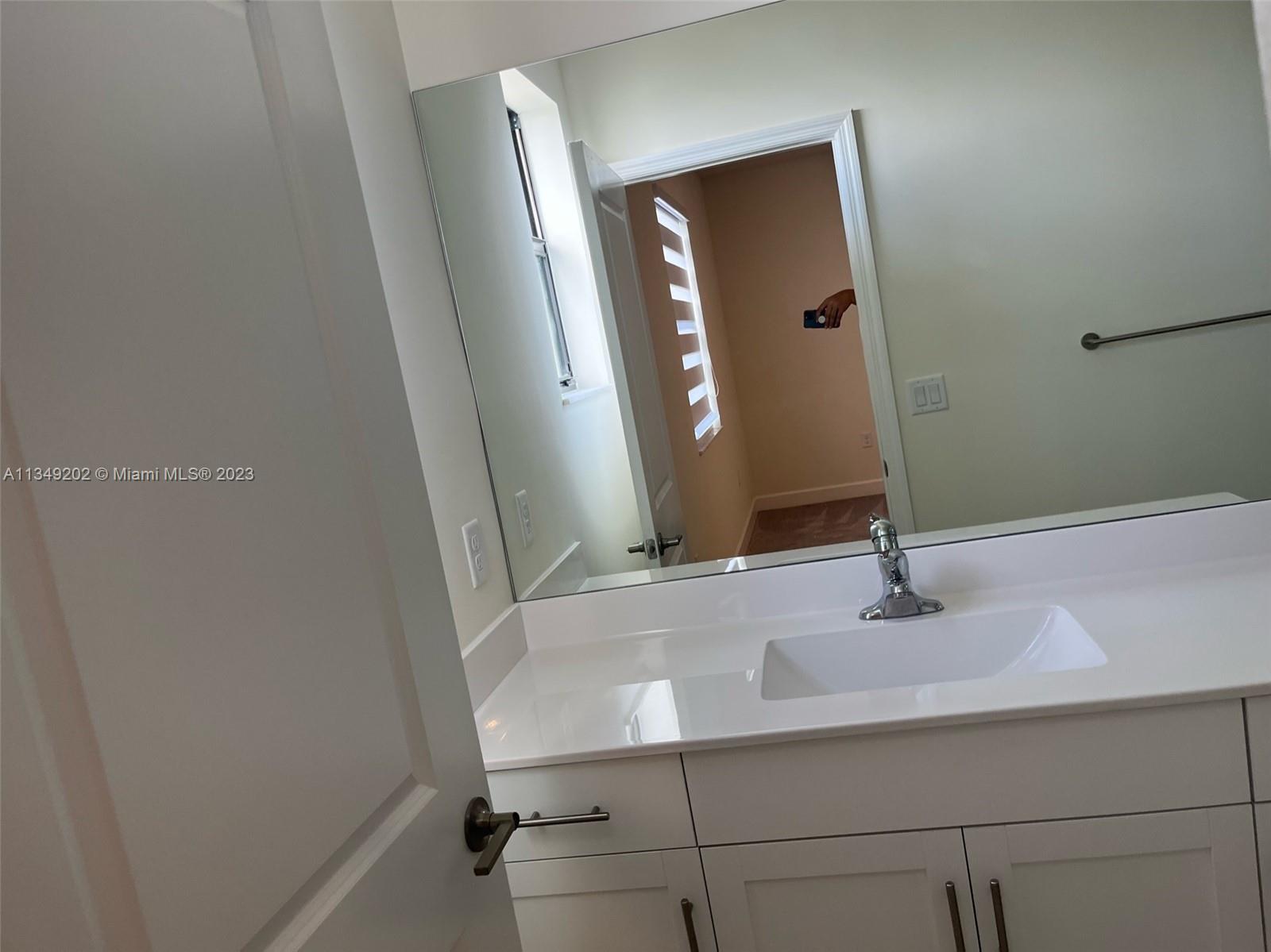 AQUABELLA NORTH - Residential