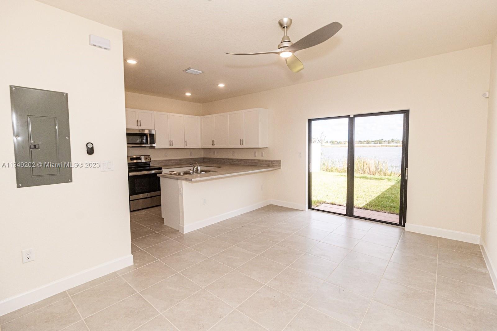 AQUABELLA NORTH - Residential