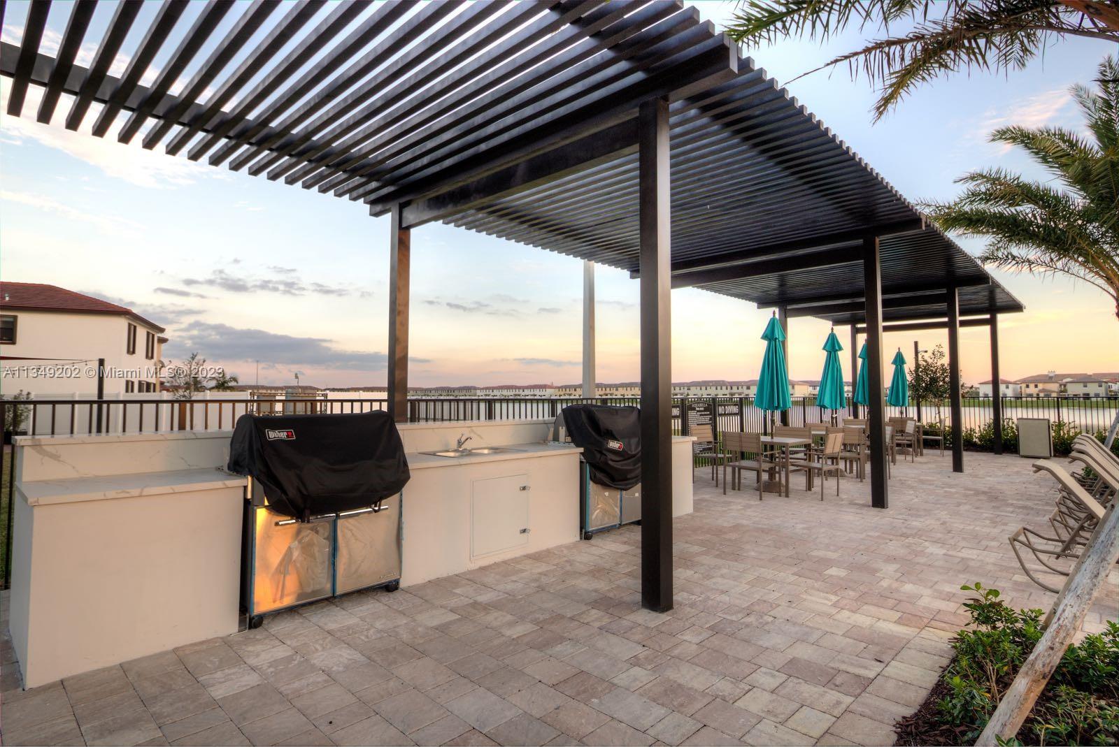 AQUABELLA NORTH - Residential