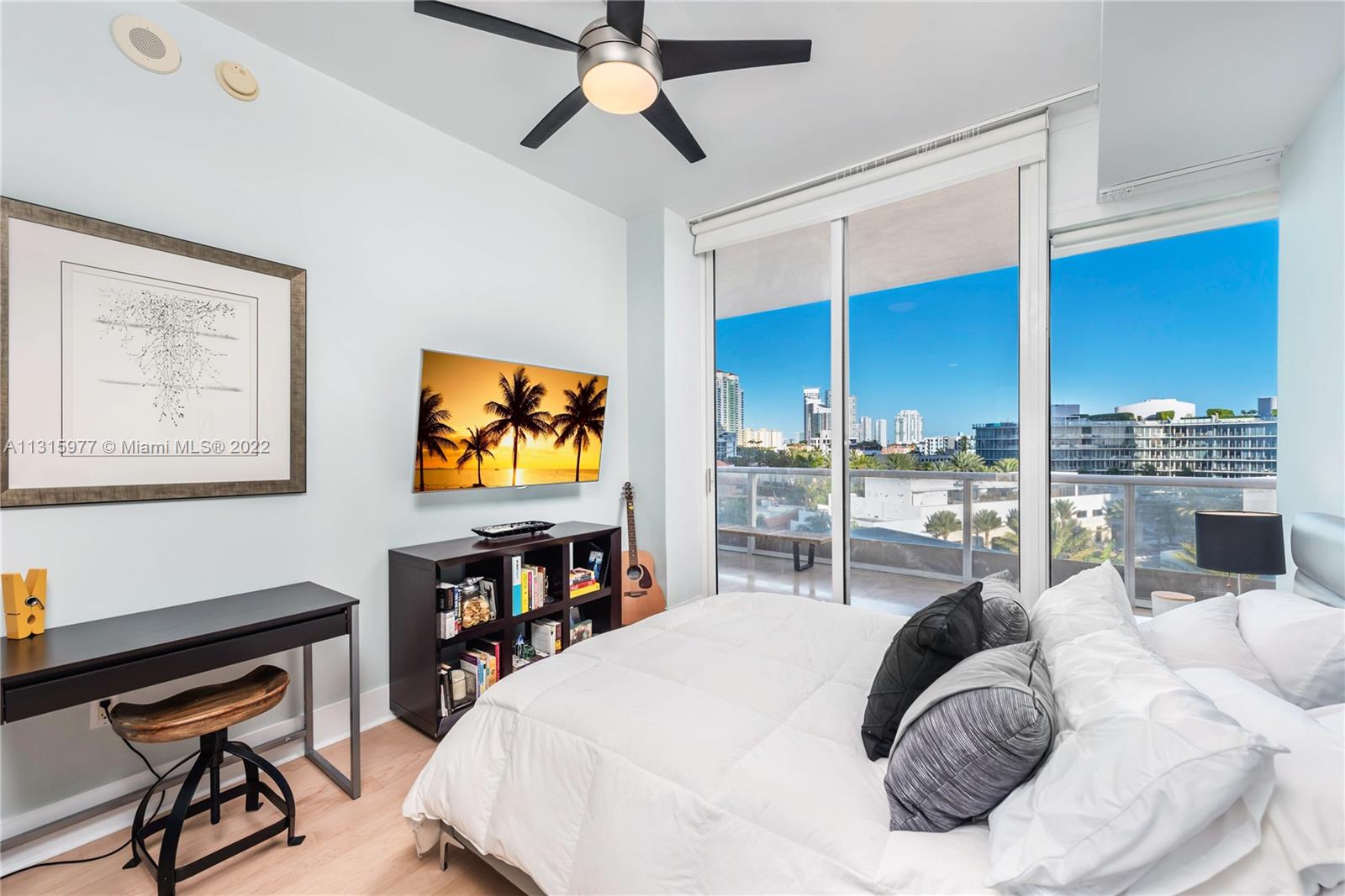 CONTINUUM ON SOUTH BEACH - Residential Lease