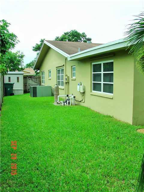 PALM-AIRE VILLAGE 2 SEC A - Residential