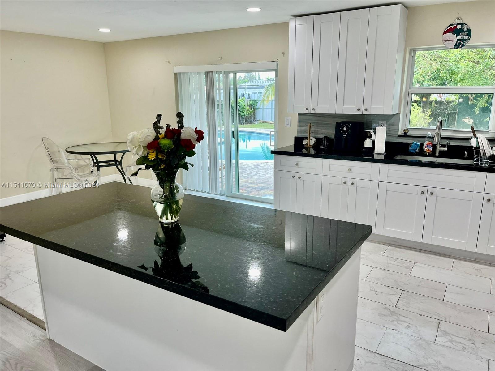 FAIRWAY ESTATES SEC SIX - Residential Lease