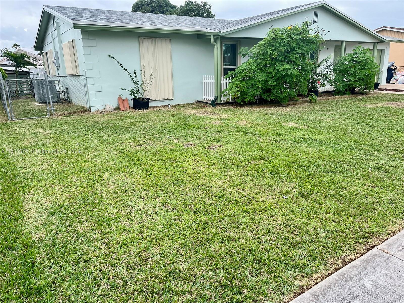 FAIRWAY ESTATES SEC SIX - Residential Lease