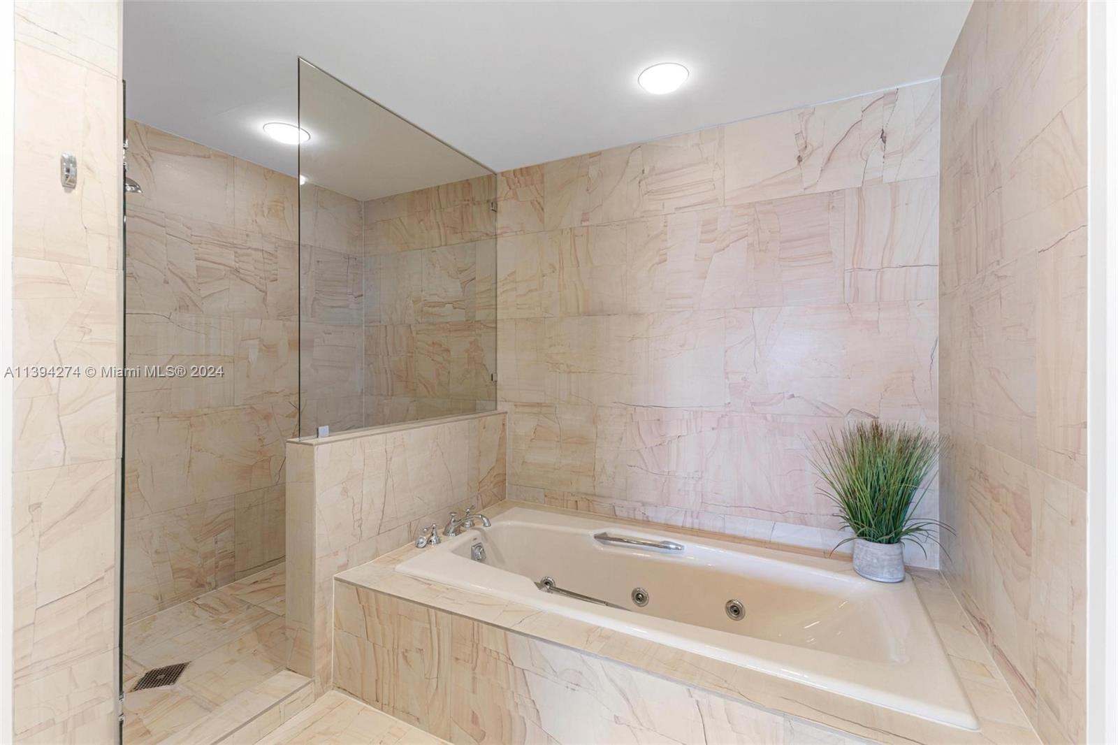 BAYVIEW FISHER ISL CONDO - Residential