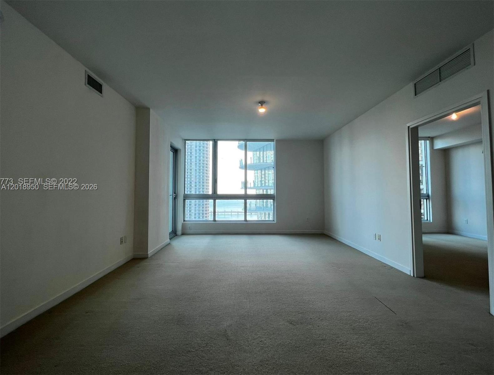 MET 1 CONDO - Residential