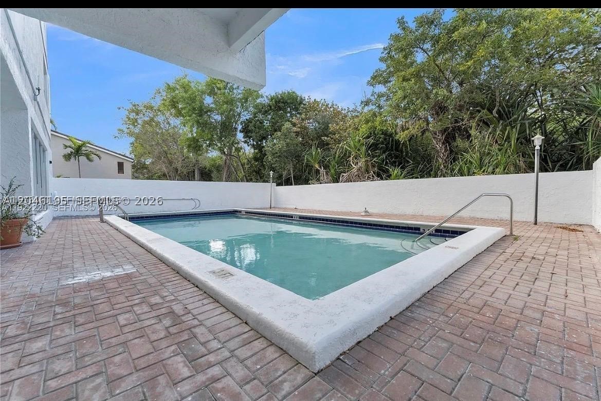PINE TOWER CONDO - Residential