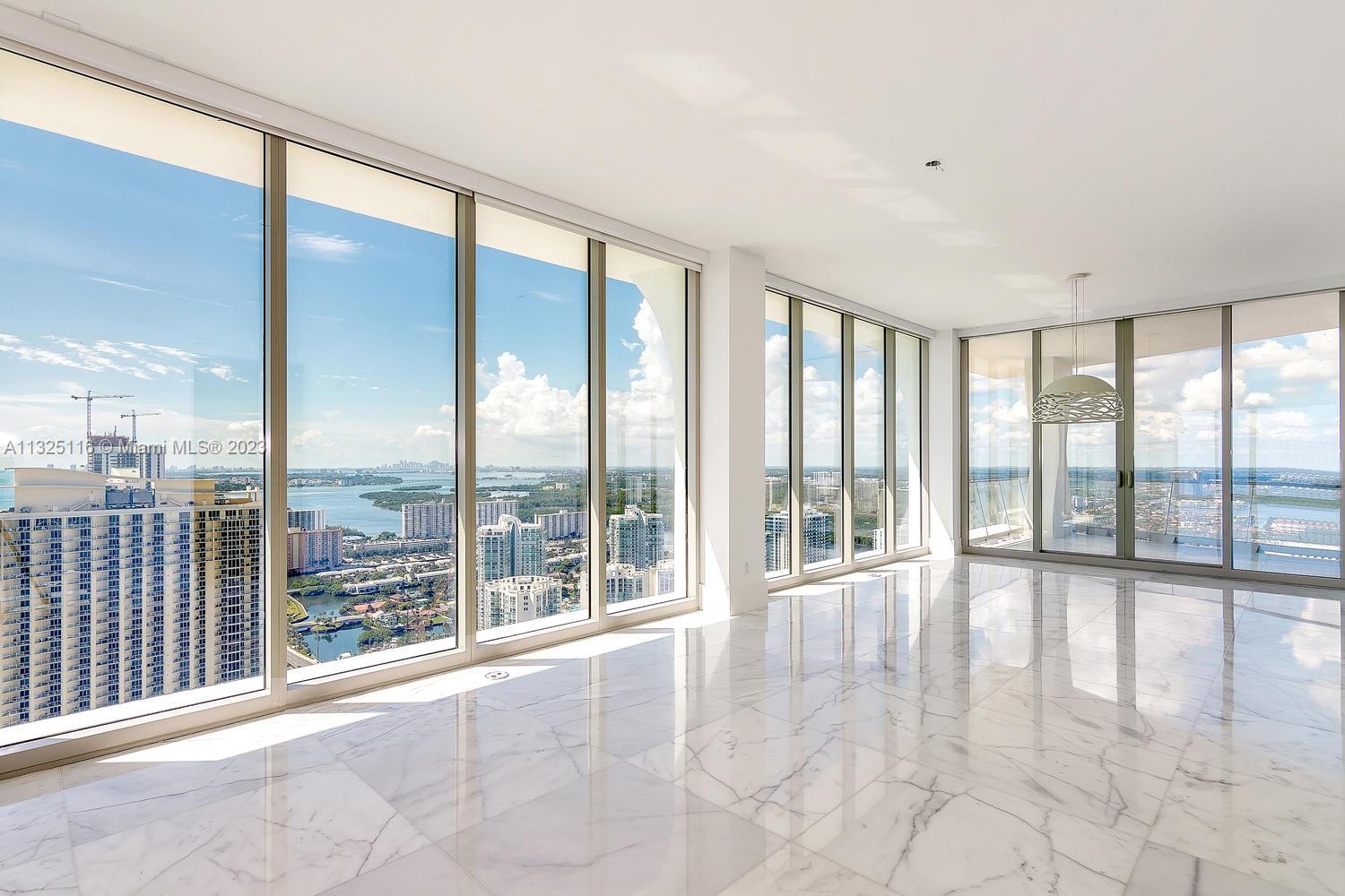 JADE SIGNATURE CONDO - Residential