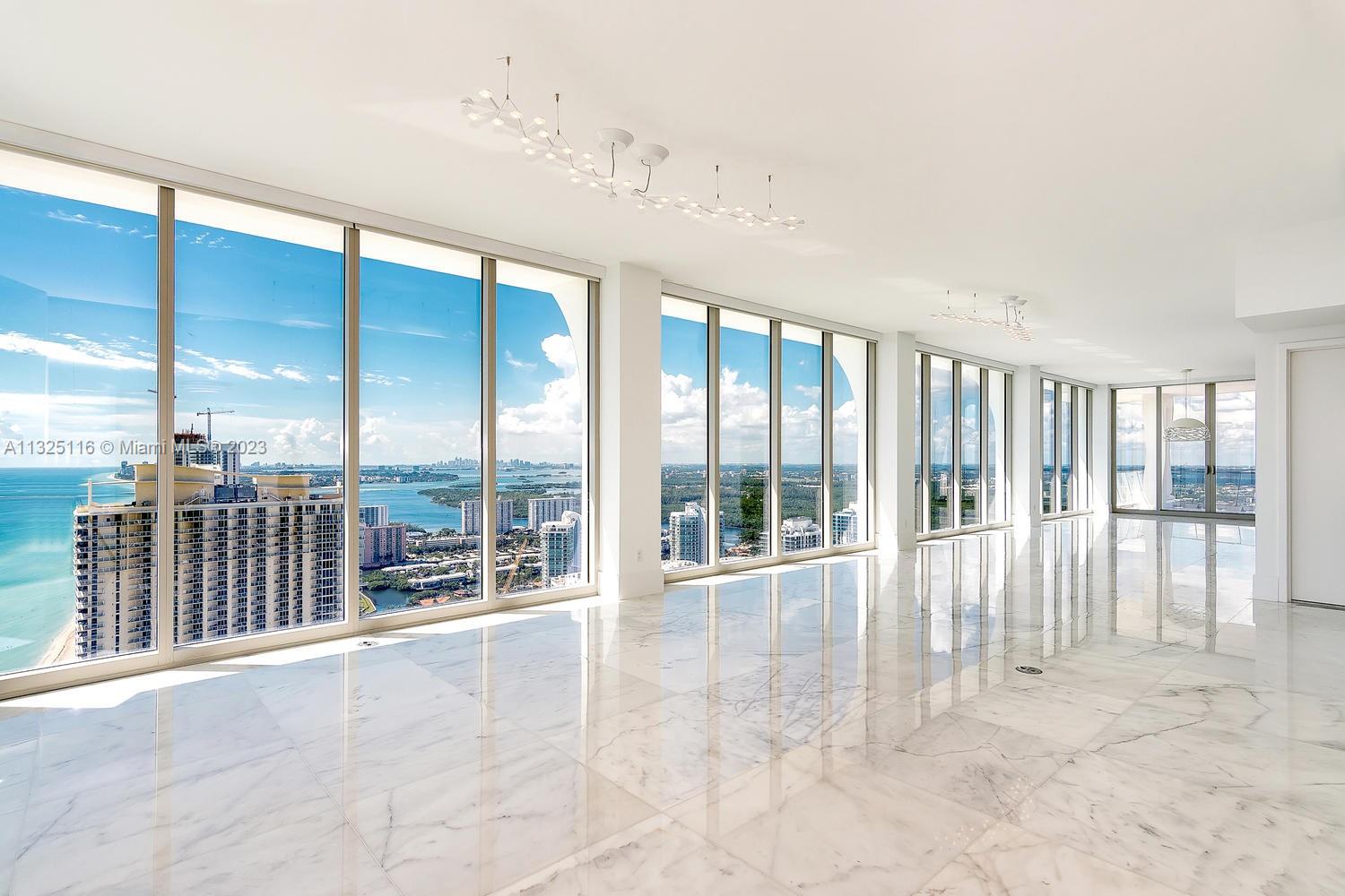 JADE SIGNATURE CONDO - Residential