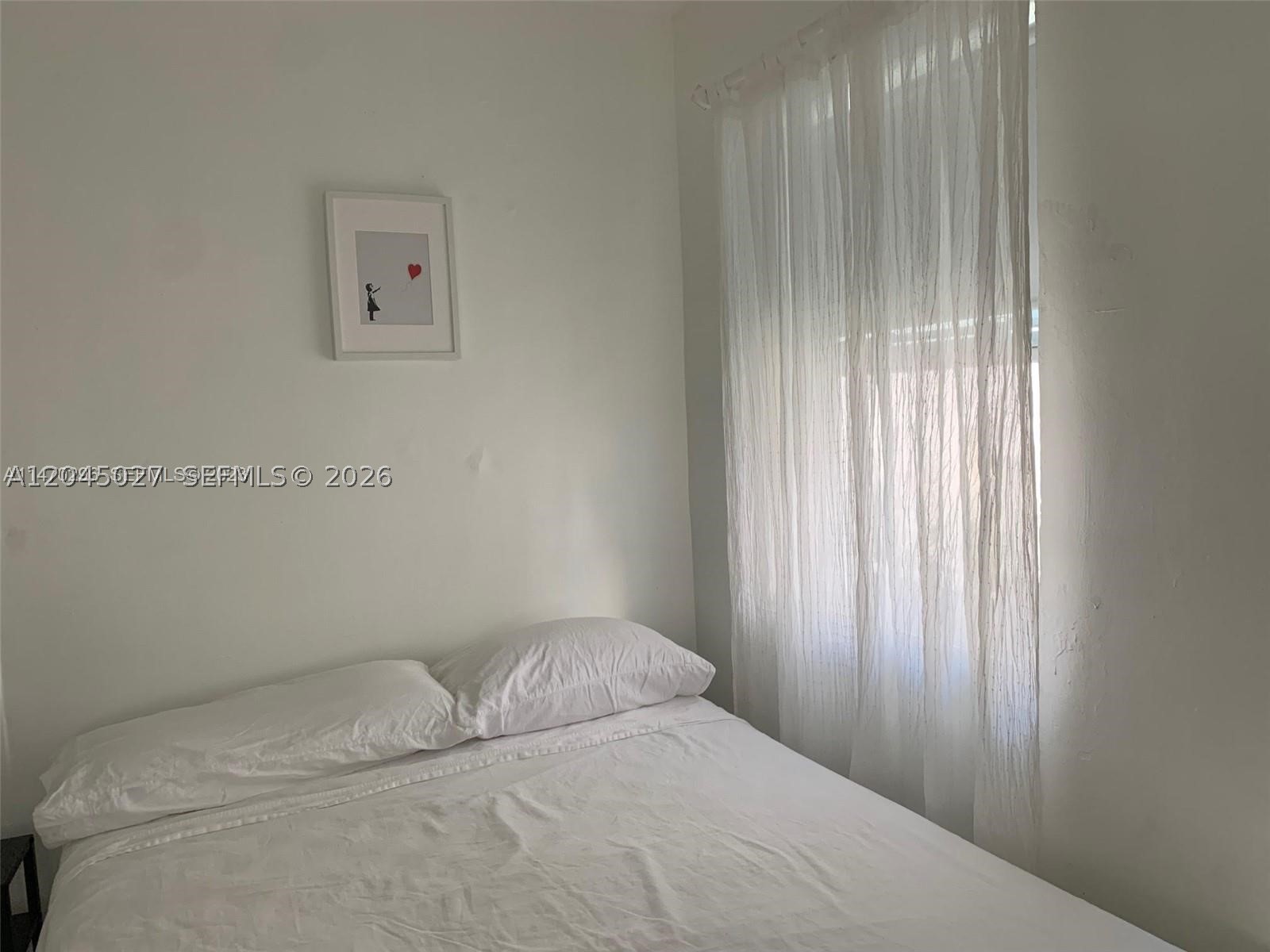 HOLLYWOOD PARK - Residential Lease