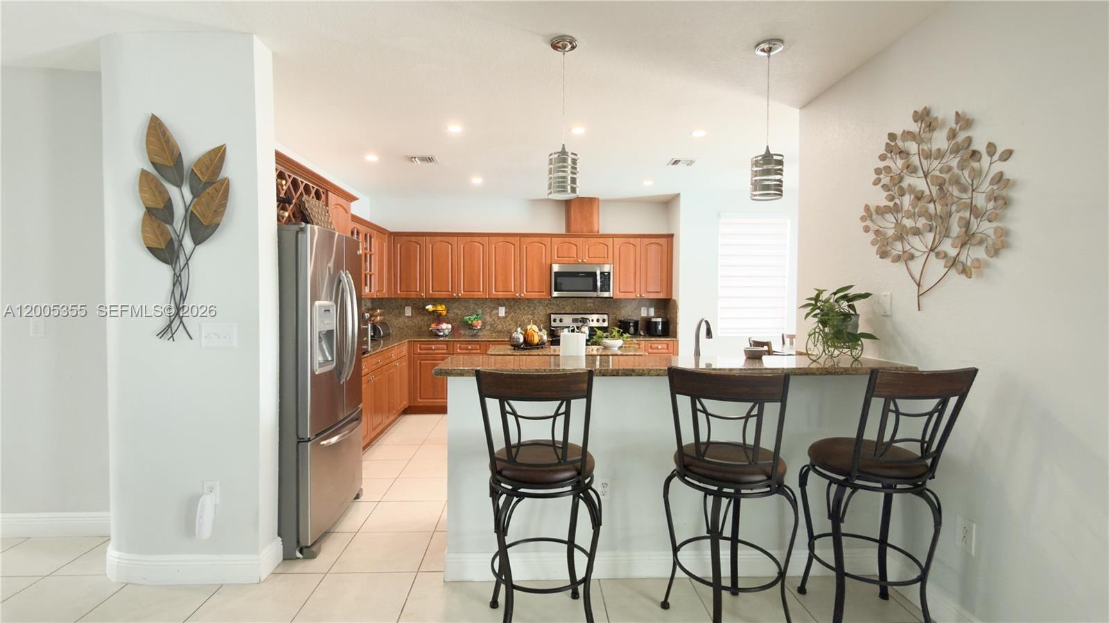 A B AT TAMIAMI TRAIL PHAS - Residential