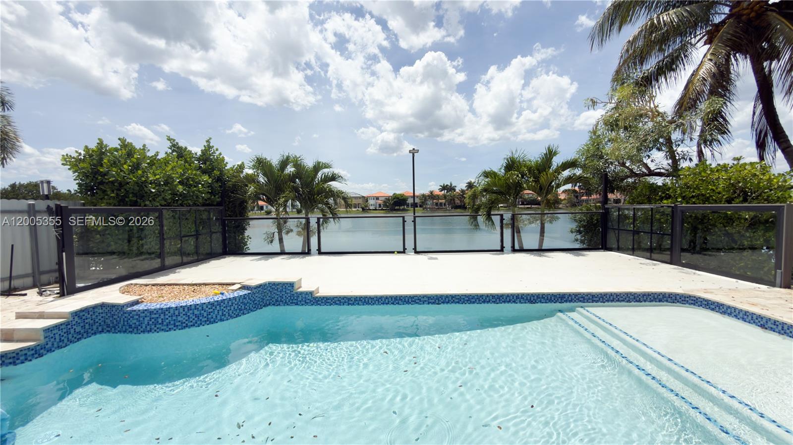 A B AT TAMIAMI TRAIL PHAS - Residential