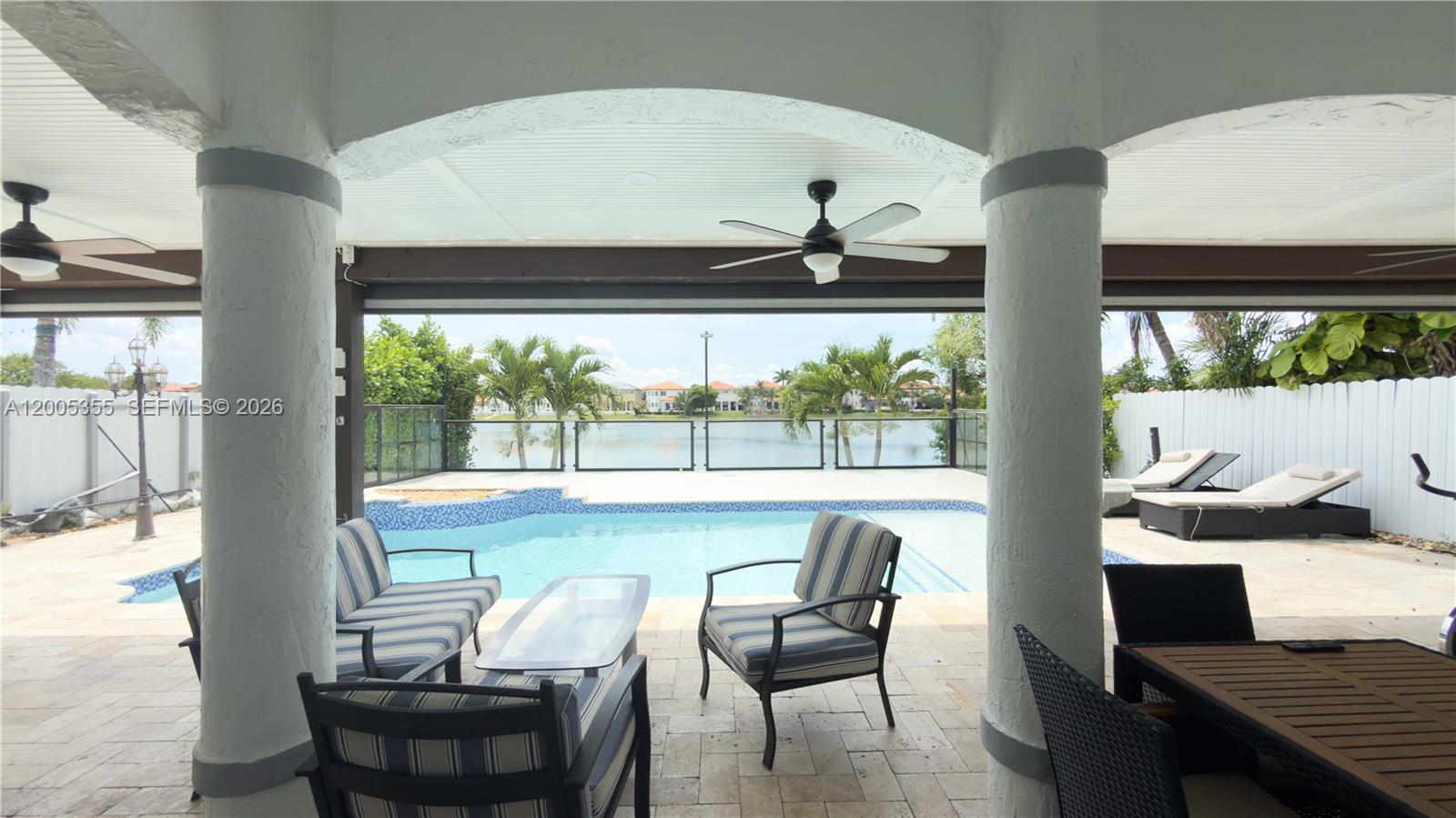A B AT TAMIAMI TRAIL PHAS - Residential