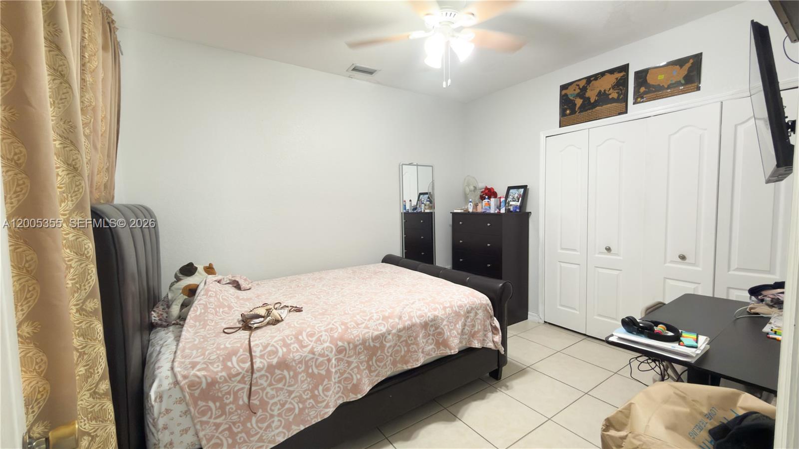 A B AT TAMIAMI TRAIL PHAS - Residential