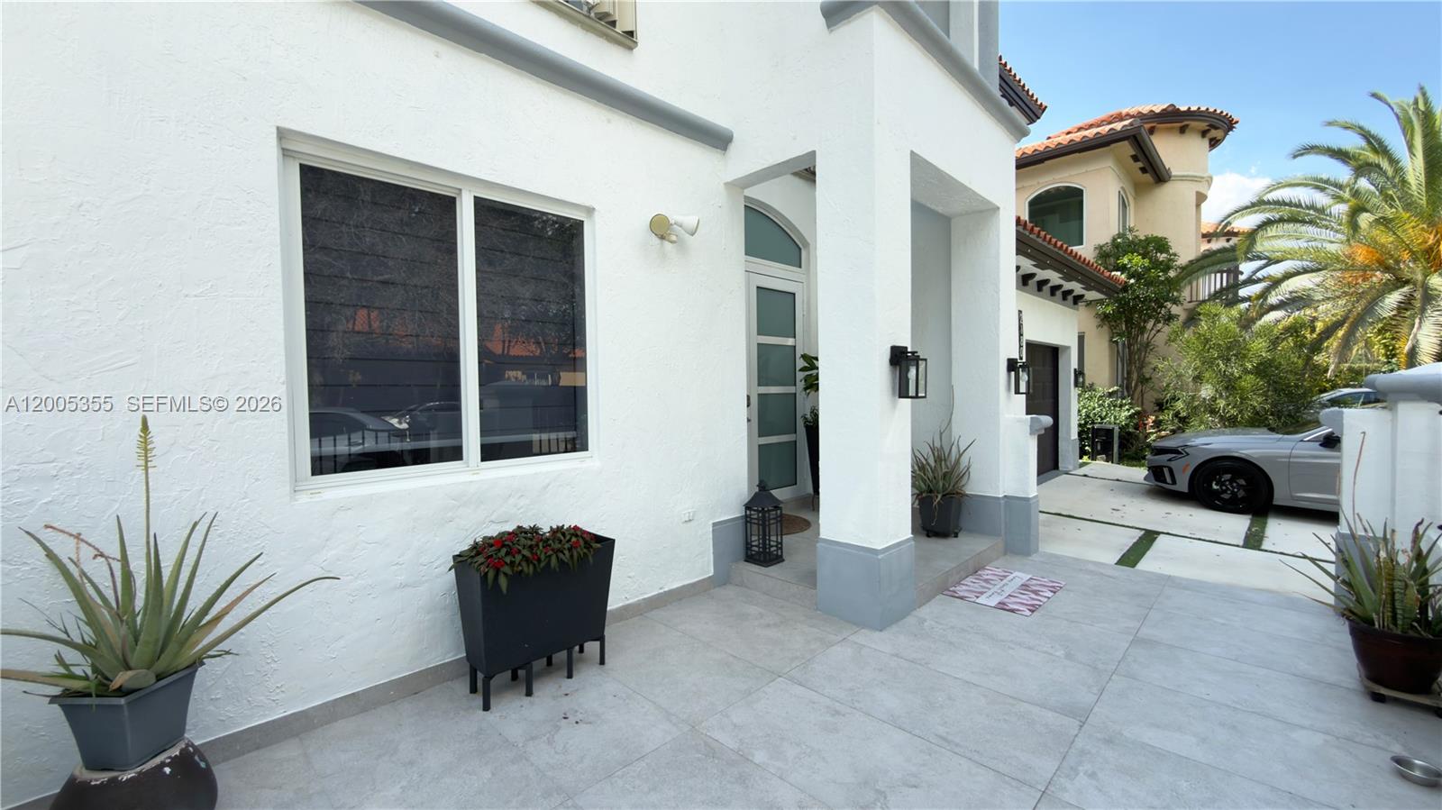 A B AT TAMIAMI TRAIL PHAS - Residential